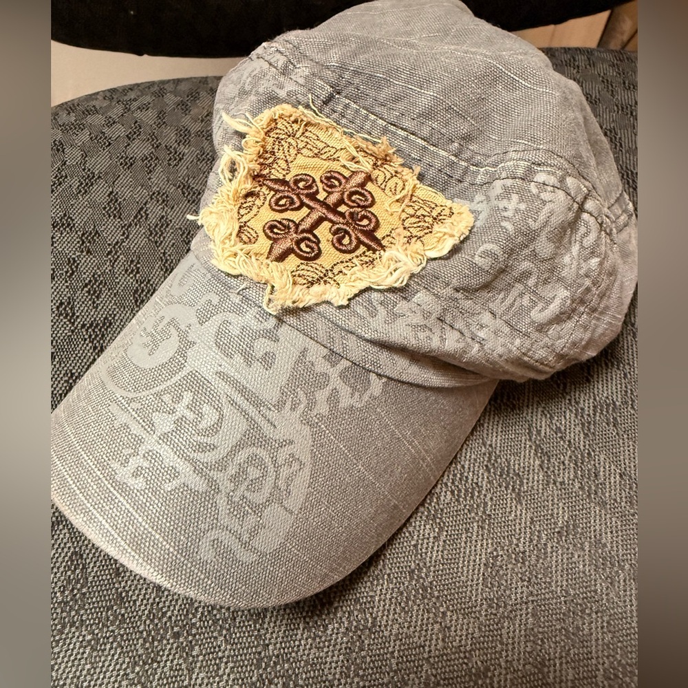 Women’s Gray “Grunge” Cap: Adjustable- NWOT-New w/Out Tag